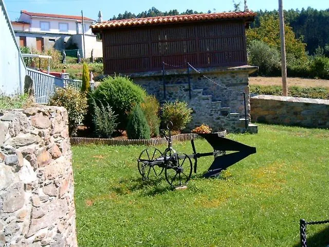 Casa Rural Oza Dos Rios בית כפרי Oza de los Ríos